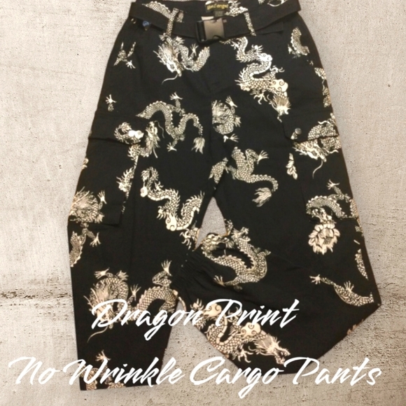 Hot Topic Pants - NWT Dragon Cargo Joggers